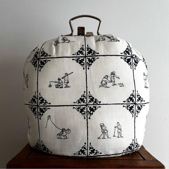 Vintage Delft Tile Fabric Printed Top Handle Cushioned Carry Case - Picture 3 of 16